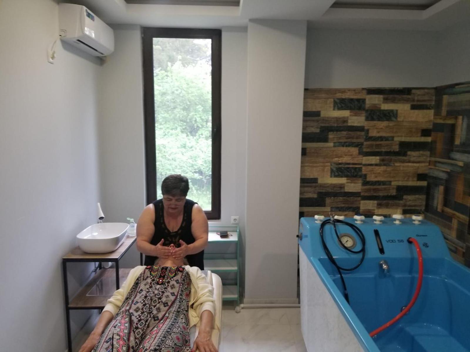 Vita Gardenia Hotel Tskaltubo Εξωτερικό φωτογραφία