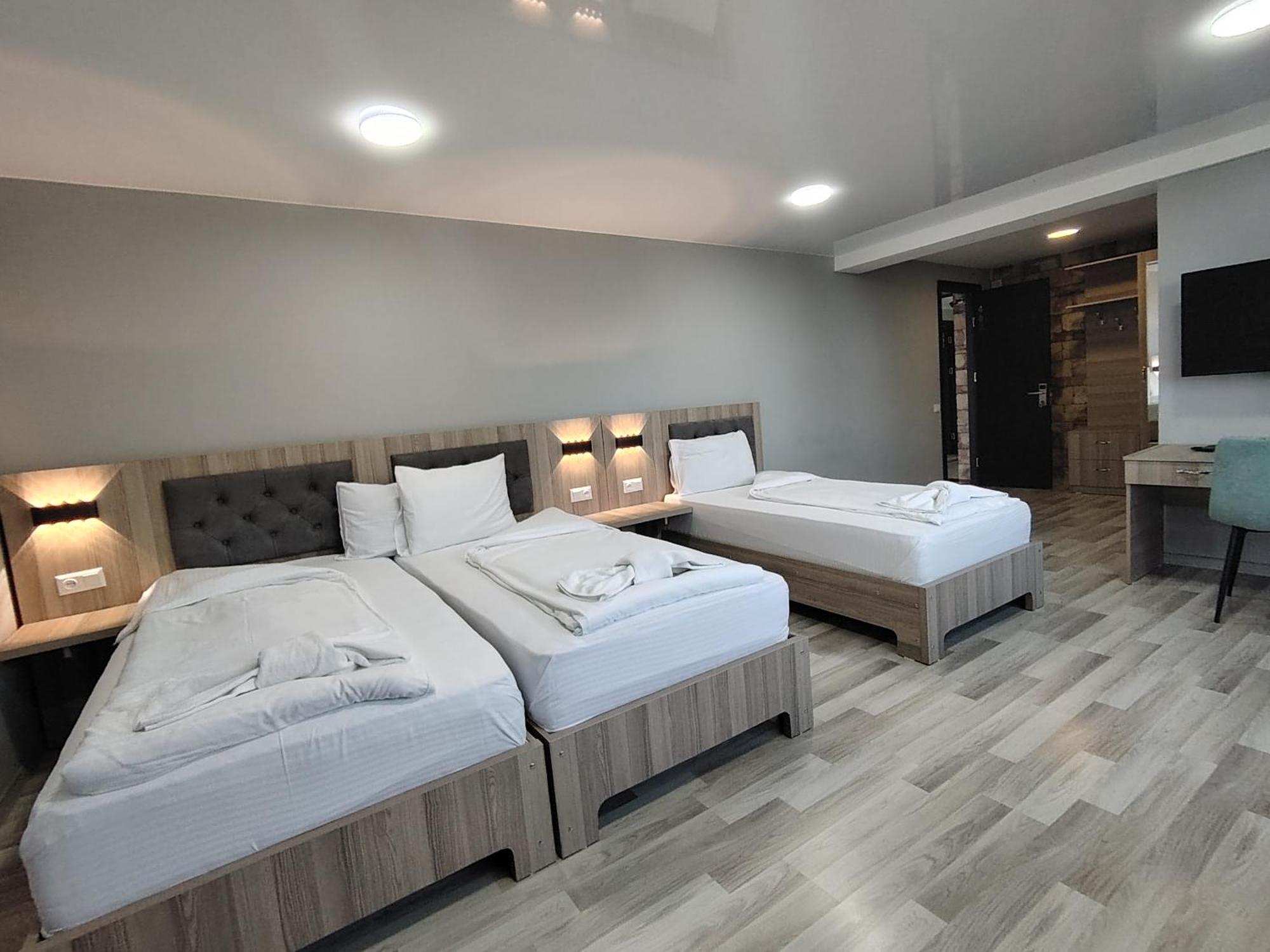 Vita Gardenia Hotel Tskaltubo Εξωτερικό φωτογραφία